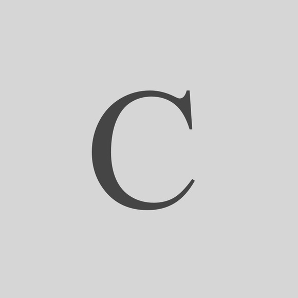 Meet your Posher, Courtney - Picture 2 of 2